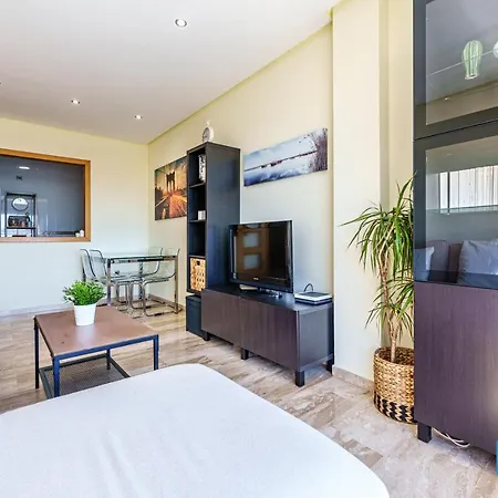 Sea Views & Parking - Soho Cozy Apartamento *